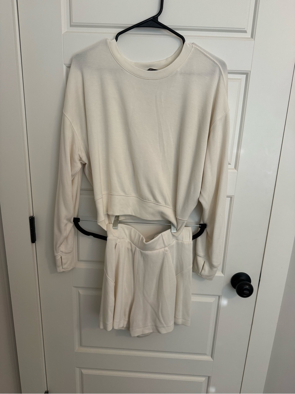 Danskin Cream Cropped Crewneck Sweatshirt and Shorts Set
